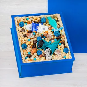 Бокс в подарок для мужчин и женщин с шоколадом Ritter Sport mini, шоколадными конфетами, мармеладом и орехами миндаль, фундук, кешью - №1220