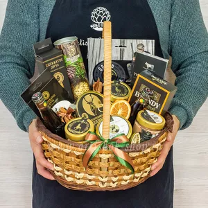 Подарочная корзина с деликатесами из мяса оленя, косули, риета из мяса лося с лимоном и паштета из оленины - №1447