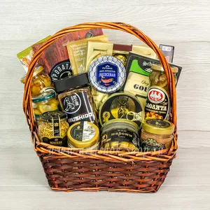 Подарок мужчине в корзине с деликатесным мясом Куропатки, Оленя, Кабана, лесными грибами, красной икрой и кофе - №1456